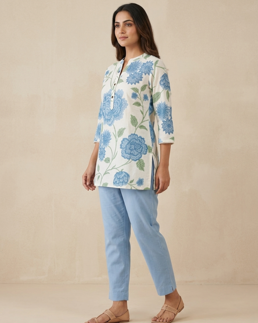 Aashi- Ivory Blue Floral Flex Cotton Short Kurti